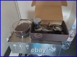 Ascaso coffee machine with I-steel grinder with manuals