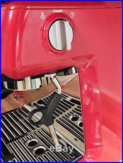 BREVILLE Barista Espresso Machine BES870CRXL Coffee Maker. Red. Great Condition