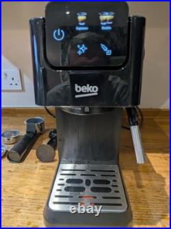 Beko CEP5302B CaffeExperto Manual Espresso Coffee Machine with Steam Wand, Black