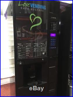 Crane Evolution Fresh Bean Espresso Coffee Hot Drinks Vending Machine