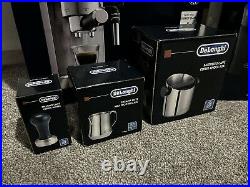 DELONGHI DEDICA BARISTA ECKG6820. M Coffee Machine in Silver NEW, OPENED BOX