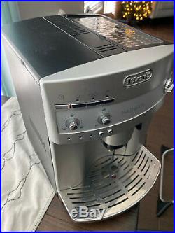 DELONGHI ESAM3300 Super Automatic Espresso/Coffee Machine EXCELLENT