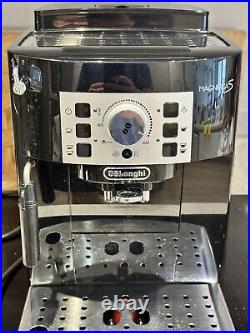 DELONGHI Magnifica S Automatic Coffee Machine Black ECAM22.110. B