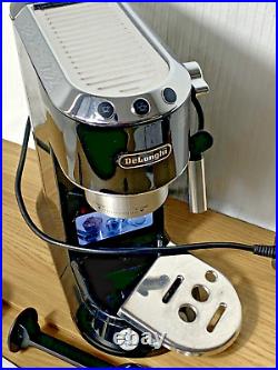 DeLonghi Dedica EC680. BK Pump Espresso Coffee Maker GREAT CONDITION
