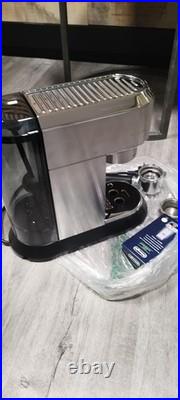 DeLonghi Dedica EC685. M 2 Cup Coffee Machine Silver