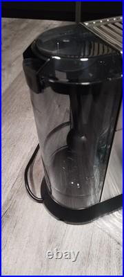 DeLonghi Dedica EC685. M 2 Cup Coffee Machine Silver