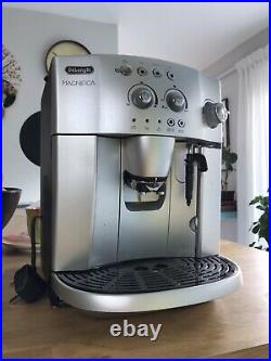 DeLonghi ESAM4200. S Magnifica Automatic Bean to Cup Coffee Machine 1450W