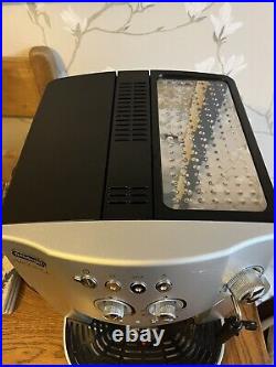 DeLonghi ESAM 4200. S Espresso Bean to Cup Coffee Machine With Beans- Silver