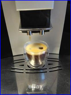 DeLonghi ESAM 5400 Perfecta Bean to Cup Espresso & Cappuccino Coffee Machine