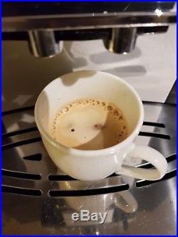 DeLonghi ESAM 5500 Coffee & Espresso Bean to Cup Coffee Machine