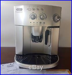 DeLonghi Magnifica ESAM4200. S Bean to Cup Espresso/Cappuccino Coffee Machine