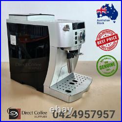 DeLonghi Magnifica S ECAM 22.110. SB Fully Automatic Coffee Machine Used