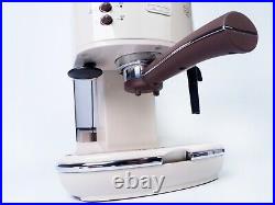 DeLonghi Pump Espresso Coffee Machine Icona Vintage ECOV311BG Cream