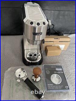 De'Longhi Dedica Arte EC885. M Manual Espresso Coffee Maker With Milk Frothing