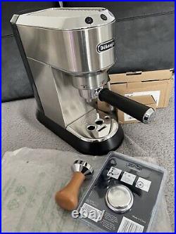 De'Longhi Dedica Arte EC885. M Manual Espresso Coffee Maker With Milk Frothing