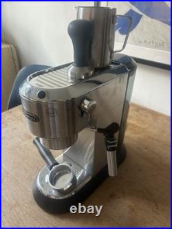De'Longhi Dedica EC685M Espresso Coffee Machine Silver BUNDLE