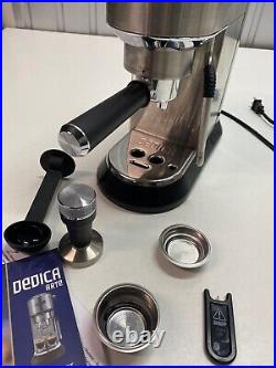 De'Longhi EC885. M Espresso Coffee Maker with milk frother