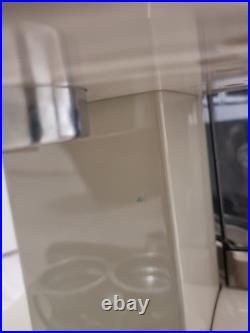 De'Longhi Icona Espresso Coffee Machine Beige (0132106117)