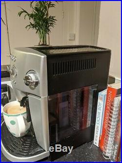 De'Longhi Magnifica ESAM 4200 Bean-to-Cup Coffee Machine Very Good Condition