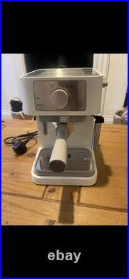 De'Longhi Stilosa Manual Coffee Espresso Machine EC260CR with Cappuccino System