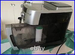 Delonghi Bean to Cup coffee machine Magnifica S 22110s