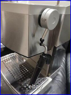 Delonghi EC710 Cappuccino And Espresso Coffee Maker 15 Bar Pressure 1100w Boxed