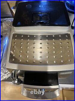 Delonghi ECAM 23.420. SB Bean to Cup Espresso Machine 1.8L Silver (used)