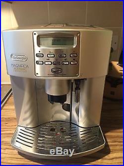 Delonghi ESAM3500 Magnifica Automatic Espresso Bean to Cup Coffee Machine boxed