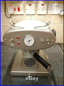 Francis Francis X1 2nd Gen espresso machine ground coffee or capsule Illy 220v