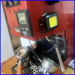 Gaggia Classic Evo Pro 2023 Expresso Coffee Machine In Excellent Condition. Red Gaggia Classic Evo Pro 2023 Expresso Coffee Machine In Excellent Condition. Red