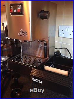 Gaggia Classic Original Coffee Espresso Machine with Accessories Grinder Jug