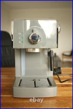 Gaggia Viva Chic Espresso Machine + 2 portafilters and 1 tamper