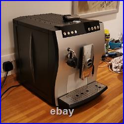 JURA IMPRESSA Z5 / X5 Coffee Machine Bean to cup Cappuccino Barely Used