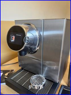 Nespresso Momento 100 Coffee Machine