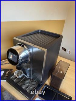 Nespresso Momento 100 Coffee Machine