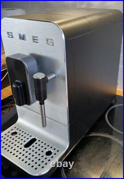 SMEG BCC02WHMUK Automatic Coffee Machine Black