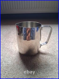 Smeg ECF01CRUK Cream Coffee Machine