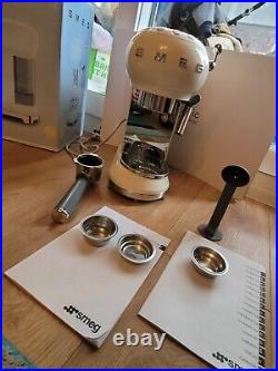Smeg ECF01CRUK Traditional Pump Espresso Coffee Machine CREAM