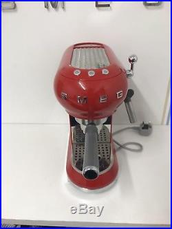 Smeg ECF01RDUK Espresso Coffee Machine in Red-Customer Return-Warranty-Scratch