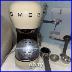 Smeg ECF02CRUK Espresso Coffee Machine Cream-Fast Dispatch